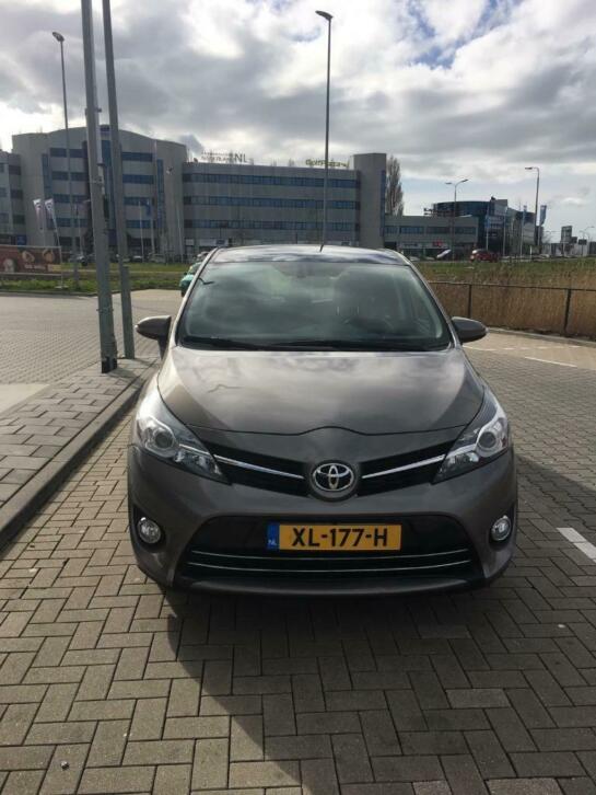 Toyota Verso 1.6 D-4d-f 5P 2015 Bruin