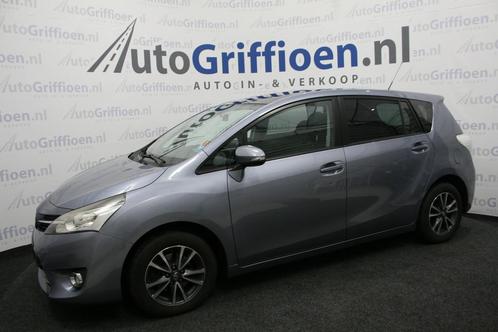 Toyota Verso 1.8 VVT-i Aspiration keurige MPV met trekhaak