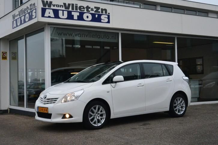 Toyota Verso 1.8 VVT-i Business 7p Automaat  Navigatie  Pa