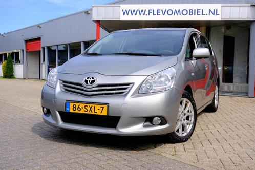 Toyota Verso 1.8 VVT-i Business PanoNaviClimaLMV