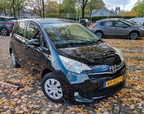 Toyota Verso-S 1.3 Vvt-i 2011 Zwart 5-deurs 33.302 km