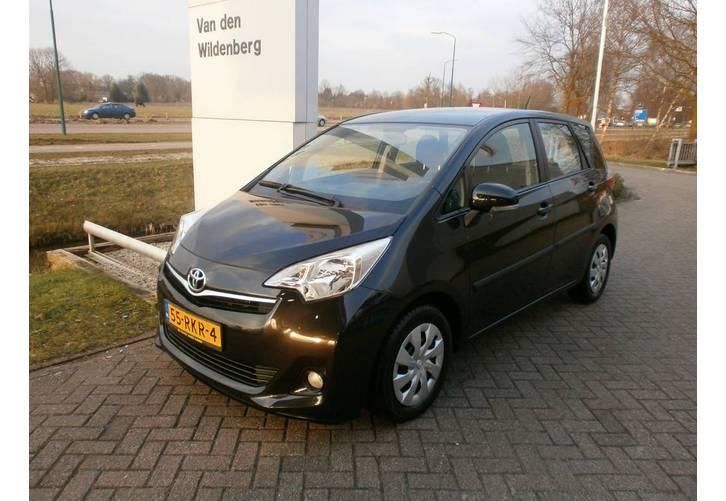 Toyota Verso-S 1.3 VVT-i Aspiration AUTOMAAT