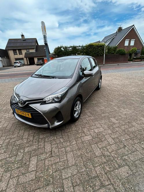 Toyota Yaris 1.0 12V Vvt-i 5DR 2016 Grijs