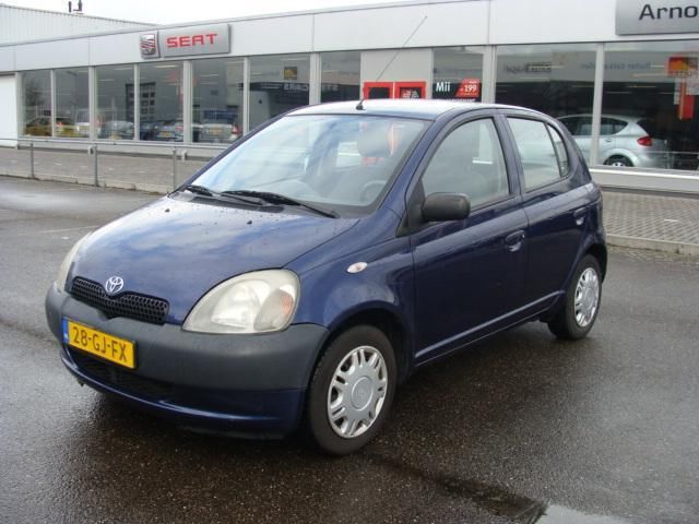 Toyota Yaris 1.0-16V VVT-i Terra