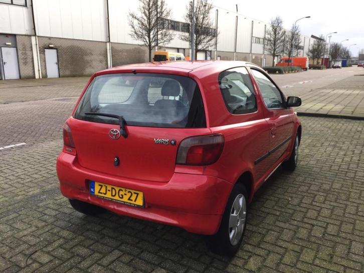 Toyota Yaris 1.0 16V Vvti 3DR 1999 Rood APK 23-11-2016