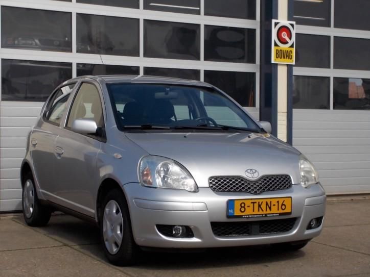 Toyota Yaris 1.0 VVT-i Terra MMT Automaat, 5 Deurs