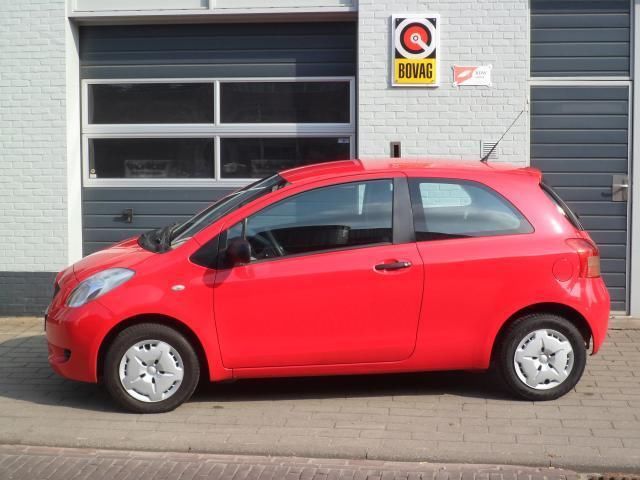 Toyota Yaris 1.0 VVTi