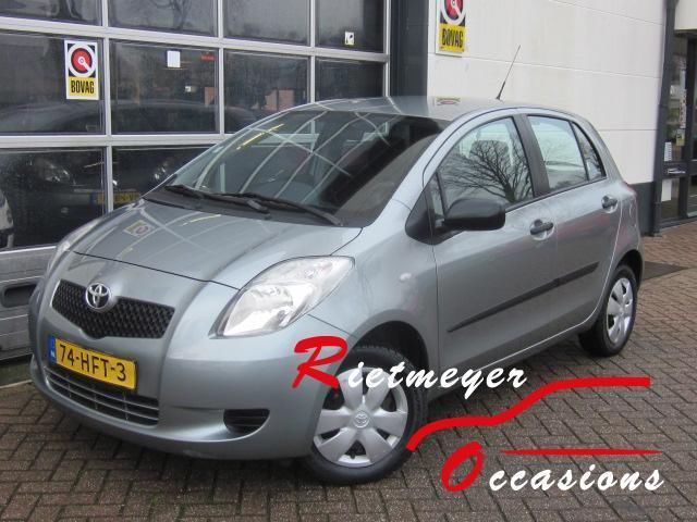 Toyota Yaris 1.0 VVTi ,BJ 2008,114337 KM Airco