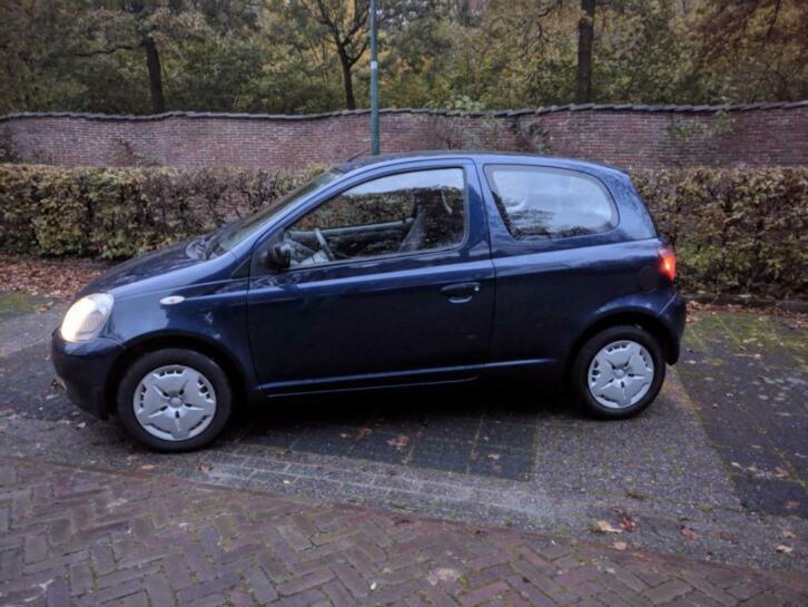 Toyota Yaris 1.3 16V 3DR Linea Luna 2001 Blauw met Airco