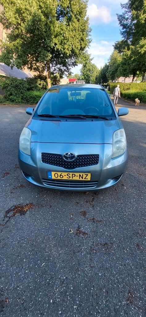 Toyota Yaris 1.3 16V Vvt-i 5DR 2006 Grijs