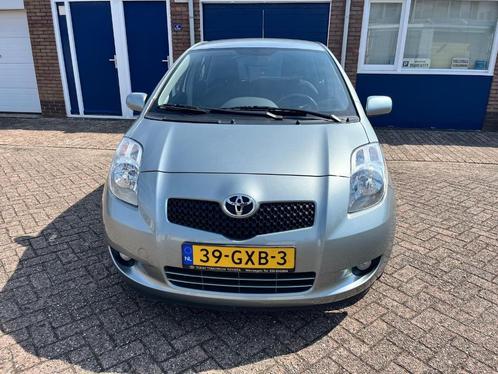 Toyota Yaris 1.3 16V Vvt-i 5DR SOL MMT 2008 Grijs 49942 km 