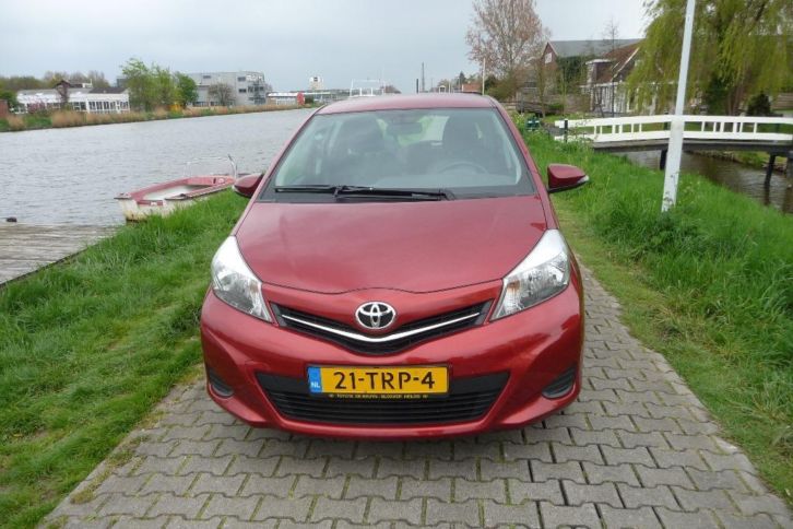 Toyota Yaris 1.3 VVT-I ASPIRATION
