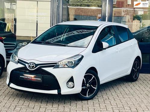 Toyota Yaris 1.3 VVT-i Dynamic Sport 5 deurs AircoCameraL