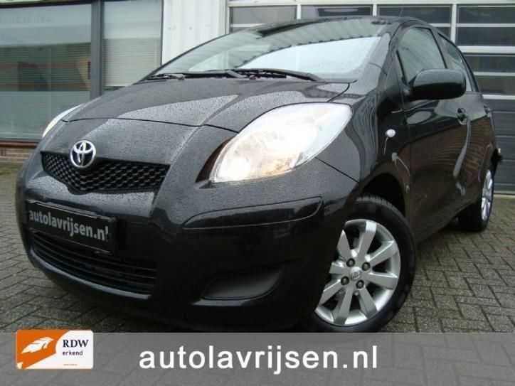 Toyota Yaris 1.3VVTI AUTOMAAT AIRCO 5 DRS LMV PDC ALL-IN PRI