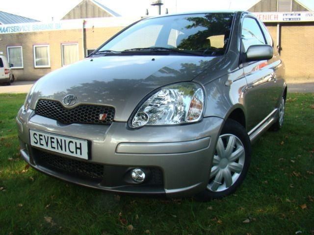 Toyota Yaris 1.5 16v VVT-i T Sport airco navi (bj 2005)