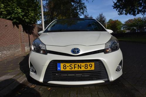 Toyota Yaris 1.5 Full Hybrid 5DR 2013 Parelmoer Wit