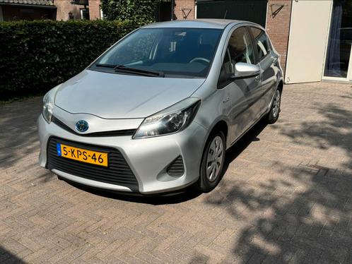 Toyota Yaris 1.5 Full Hybrid CVT 5DR 2013 Grijs