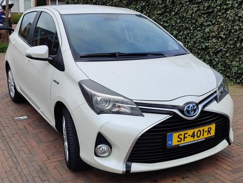Toyota Yaris 1.5 Full Hybrid Dynamic 2014 Wit