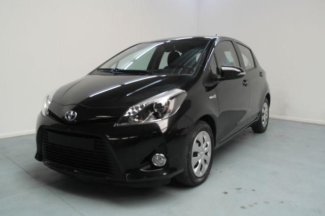 Toyota Yaris 1.5 Full Hybrid Edition Black (bj 2013)
