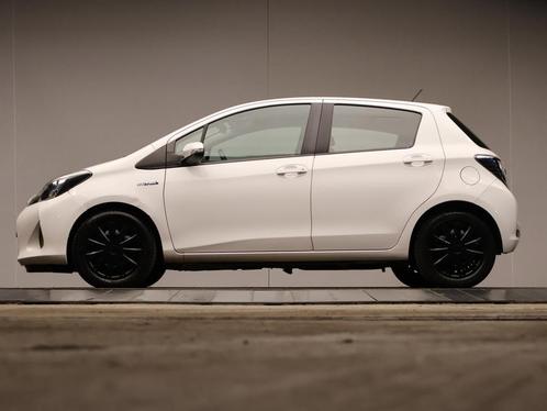 Toyota Yaris 1.5 Full Hybrid Sport (NAVI,LED,CRUISE,CAMERA,C
