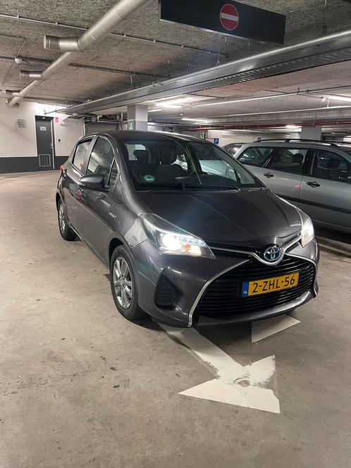 Toyota Yaris 1.5 HSD 55KW 5DRS 2015 Grijs