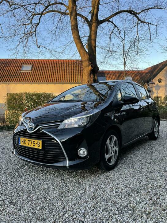 Toyota Yaris 1.5 HSD 55KW 5DRS 2015 Zwart