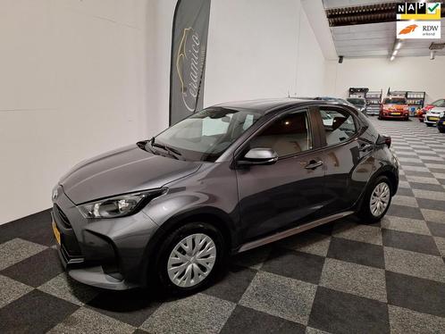 Toyota Yaris 1.5 Hybrid Active 2023 MET SLECHTS 3.200 km NAP