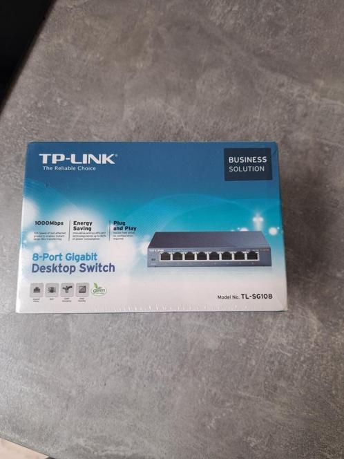 TP-LINK 8-Port Gigabit Switch (TL-SG108)