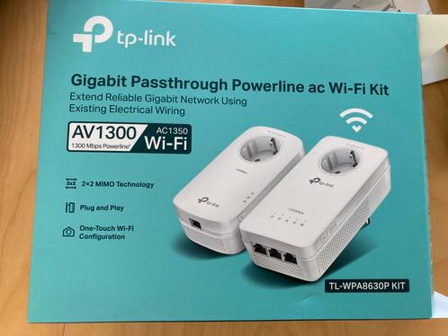 TP-Link Gigabit Passthrough Powerline ac Wi-Fi Kit