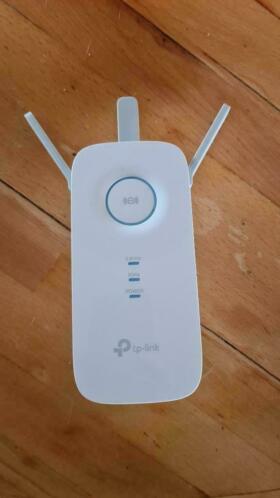 TP-Link WiFi repeater RE450