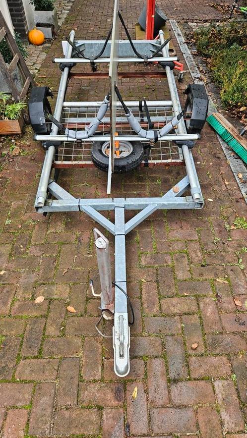 Trailer  aanhanger (evt incl kano dragers) evt zelfbouw