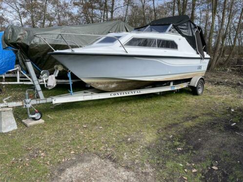 Trailer voor boot tot ongeveer 6,5 meter of 1200 kg