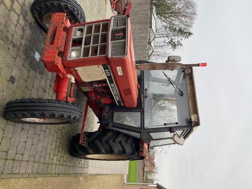 traktor  inter  645