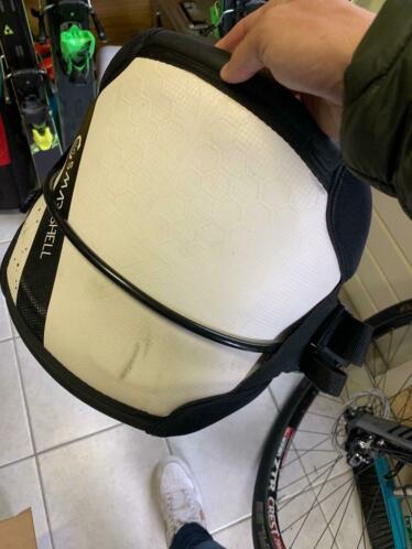 Trapeze kitesurf brunotti maat L