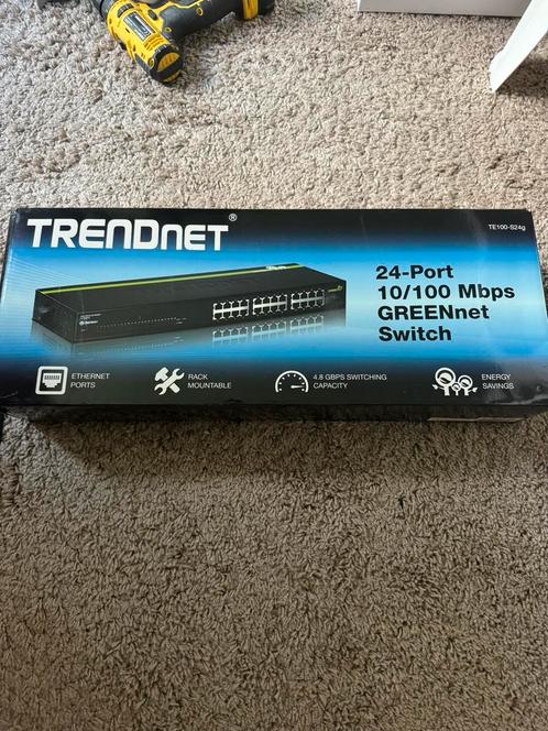 TrendNet TE100-S24g netwerk switch