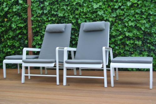 Tribu lounge set, met twee bijzettafeltjes