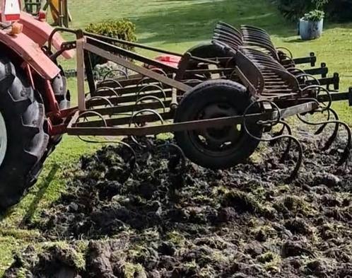Triltand cultivator tractor trekker