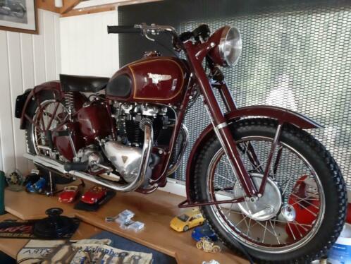 Triumph 5t speed twin 1947 