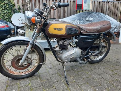 Triumph bonneville t140 750cc