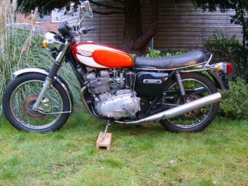 Triumph - T160 Trident - Electric Start - 750 cc - 1975