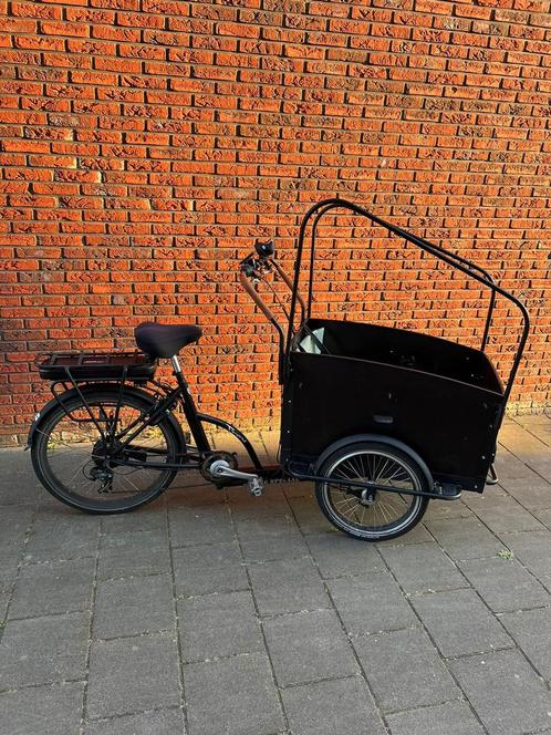 Troy Bakfiets met weinig kilometers