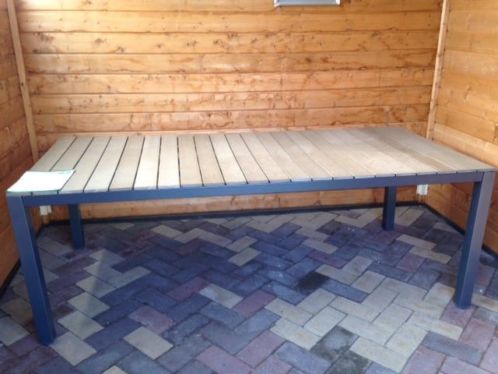 Tuintafel polywood 220x100