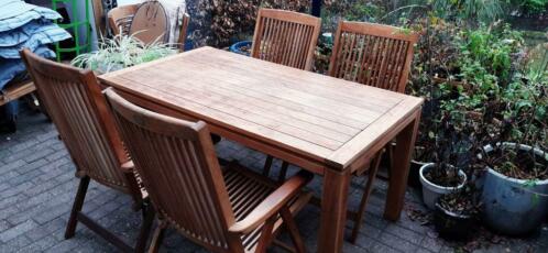 Tuintafel4 stoelen. Teakhout 140x90