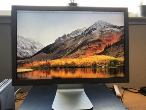 Twee Apple Cinema Displays