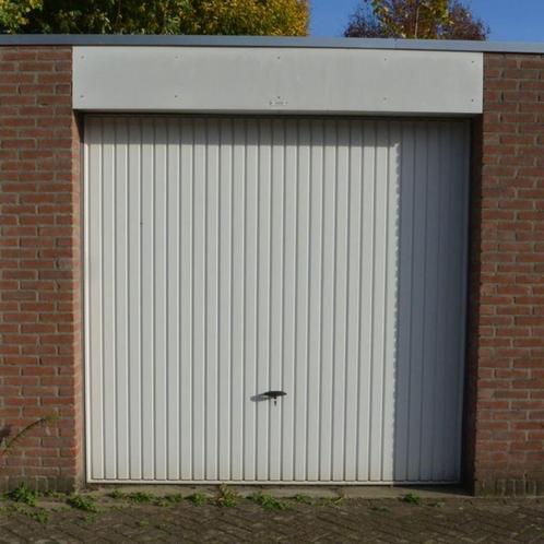 Twee garageboxen TE HUUR in Eindhoven (niet te koop)