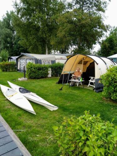 Twee kayaks te koop in Haarlem.