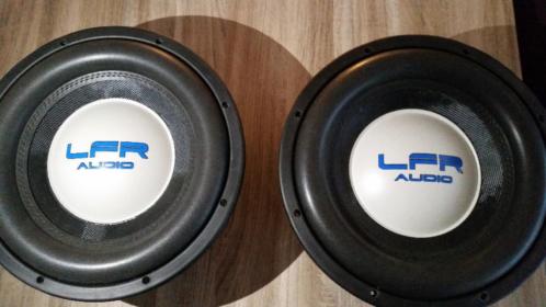 Twee LFR 12039039 1000w RMS Subwoofers z.g.a.n.