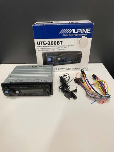 Tweedekans - Alpine UTE-200BT - Autoradio