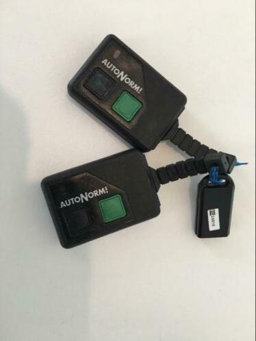 TX40 autonorm handzender(s) en noodsleutel 