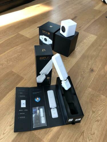 Ubiquiti AmpliFi High Density WiFi Router en MeshPoint